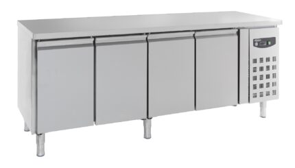 700 TABLE RÉFRIGÉRÉE 4 PORTES